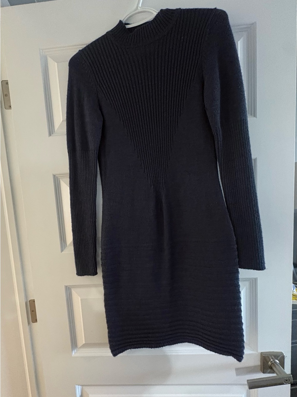 Slim Ribbed Long-Sleeve Knit Dress - Navy